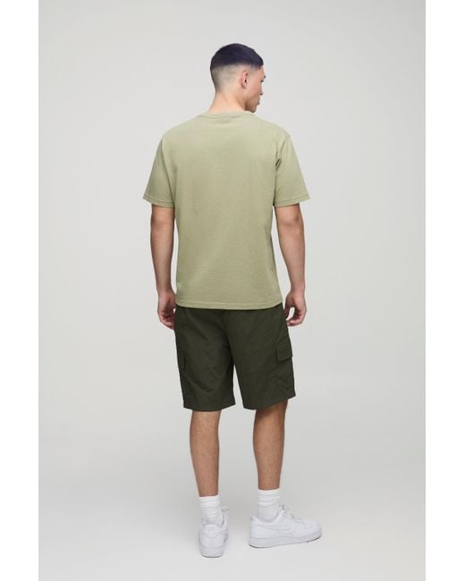 BoohooMAN Green Elasticated Waist Relaxed Mid Length Crinkle Nylon Cargo Shorts for men