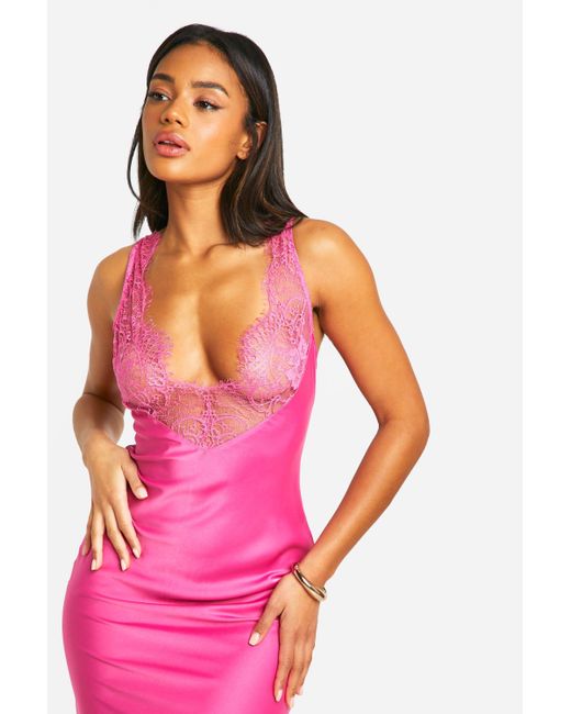 Lace Trim Satin Midi Slip Dress Boohoo de color Pink