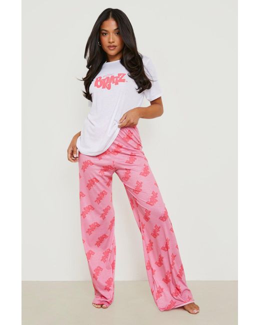 Pijama De Pantalón Largo Con Estampado De Las Bratz Boohoo de color Pink