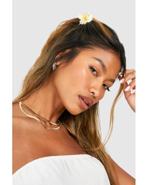 Boohoo Yellow Small Flower Hair Clips 2 Pack