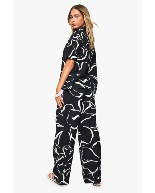 Boohoo Black Abstract Floral Textured Trousers
