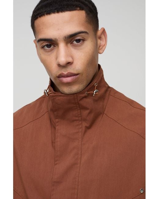 Chubasquero Oversize Recto Con Cuello Alto Boohoo de color Gray