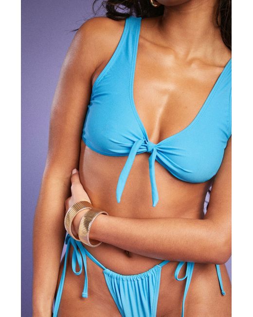 Mix & Match Tie Plunge Bikini Top Boohoo de color Blue