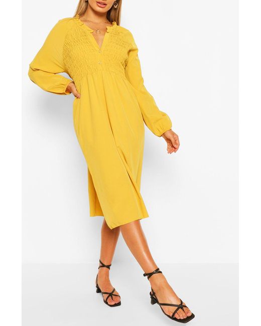 boohoo yellow suit