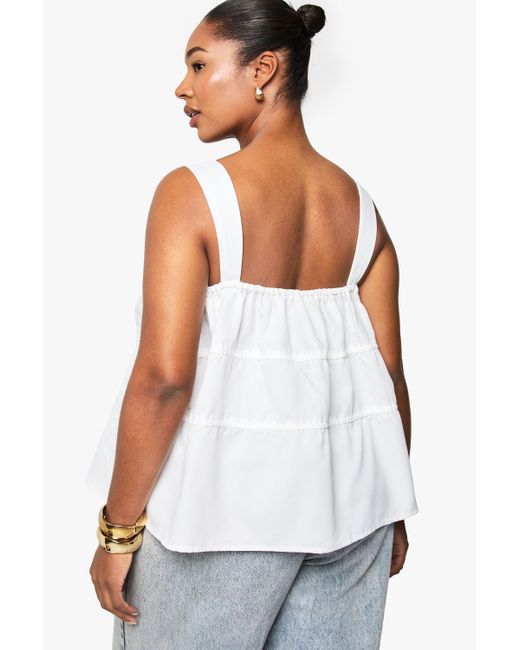 Top Plus Holgado Con Atadura Frontal Y Tirantes Anchos Boohoo de color White