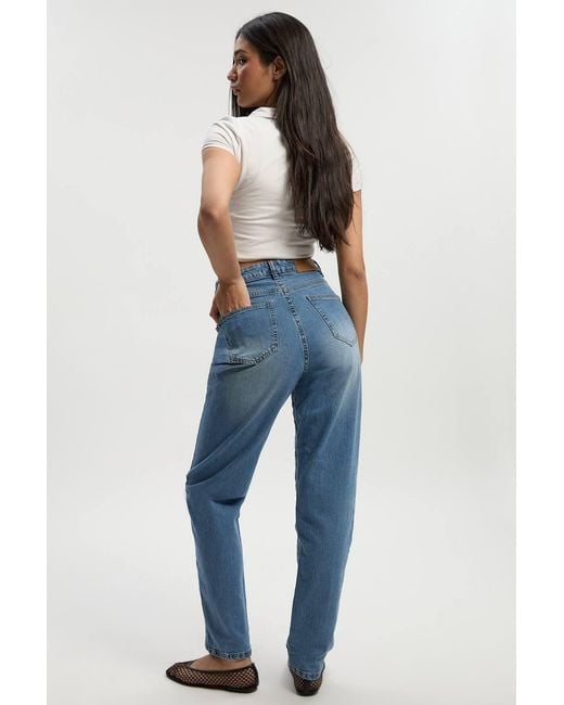 Boohoo Blue Basic High Waist Slim Leg Jean