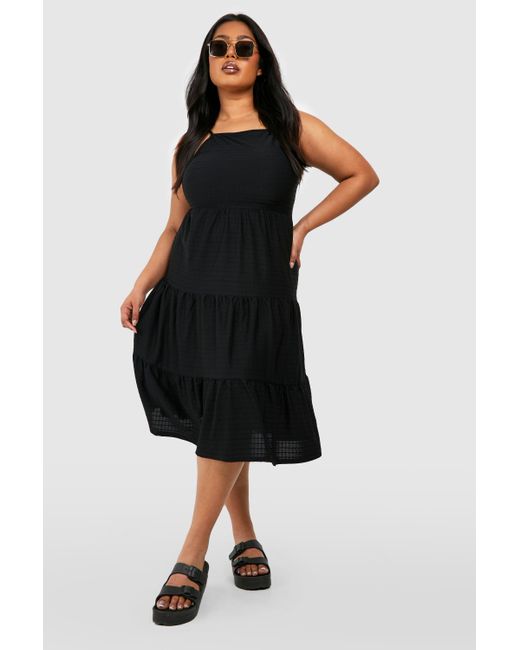 Boohoo Plus Textured Tiered Midaxi Dress in Black | Lyst