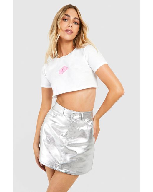 Metallic Denim Mini Skirt Boohoo de color White
