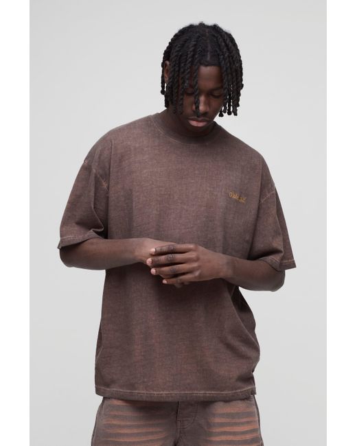 Camiseta Oversize Man Ofcl Desteñida Boohoo de color Brown