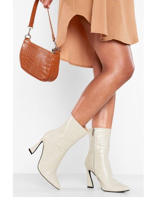 boohoo pointed heels