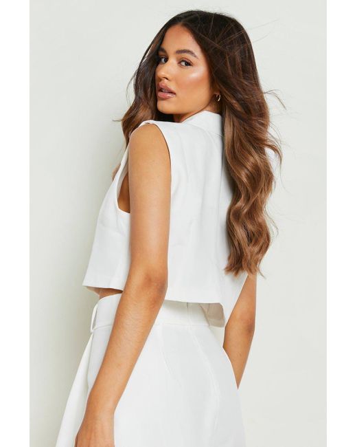 Boohoo White Tailored Cropped Waistcoat