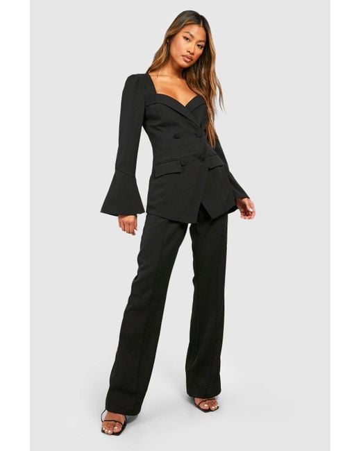 Boohoo Black Pin Tuck Fit & Flare Tailored Trousers