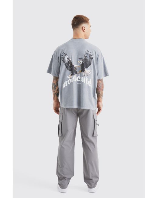 Camiseta Oversize Sobreteñida Con Cuello Extendido Y Estampado Gráfico De Águila Boohoo de color Gray