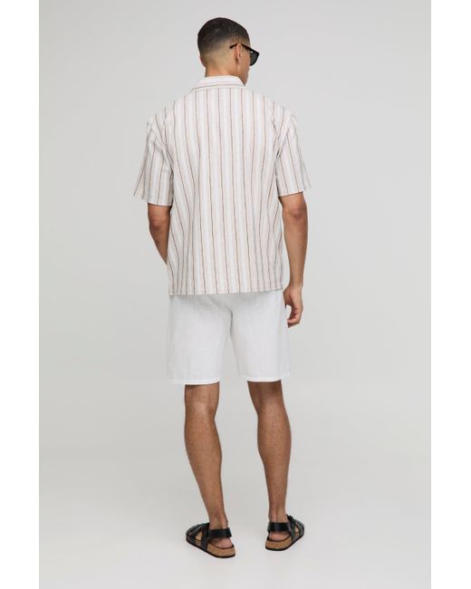 BoohooMAN Gestreiftes Oversize Hemd in Leinenoptik mit Kragen in White für Herren