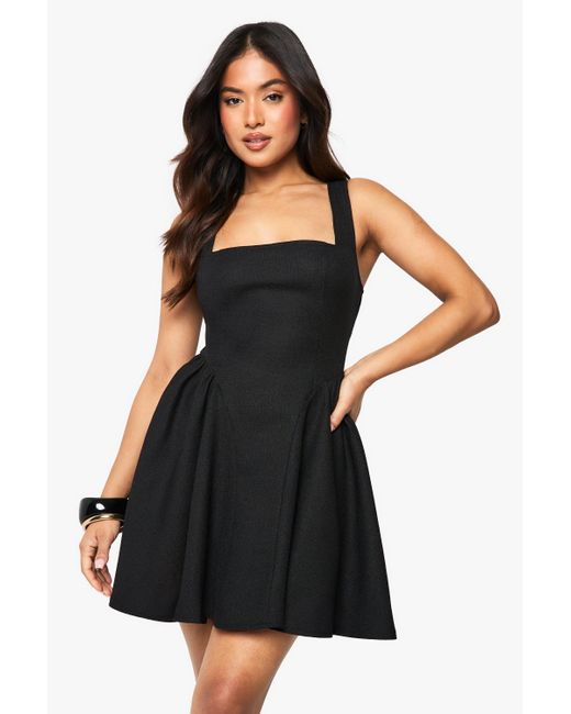 Boohoo Black Petite Fitted Skater Dress