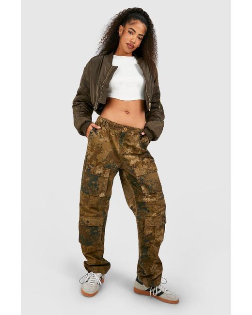Boohoo Green Camouflage Multi Pocket Relaxed Fit Cargo Pants