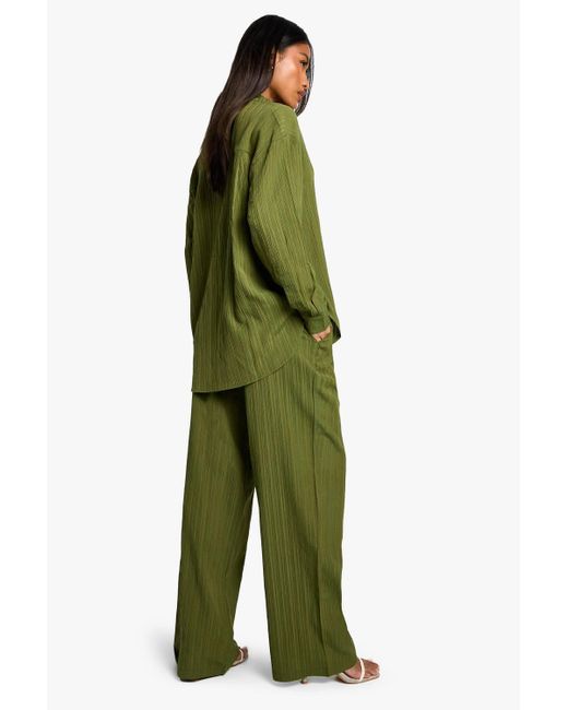 Boohoo Green Woven Crinkle Textured Straight Leg Trouser