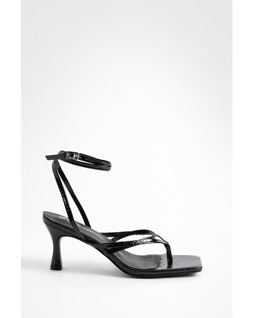 Boohoo White Snake Toe Post Low Wrap Up Sandals