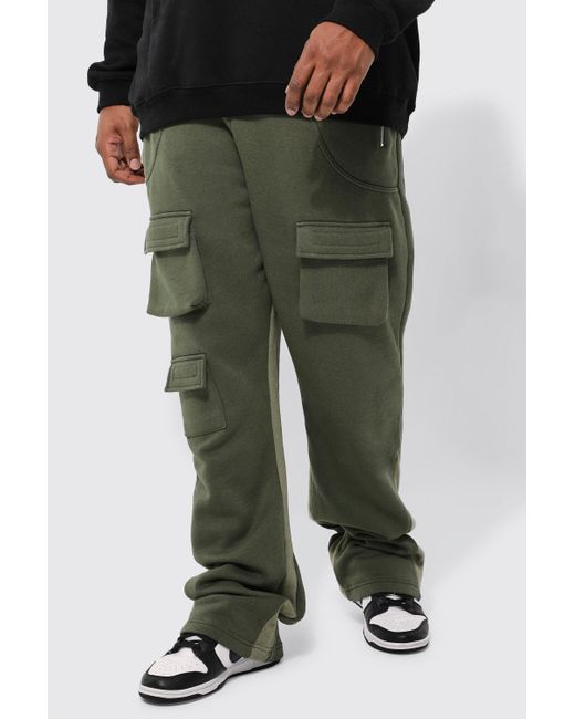 BoohooMAN Plus Stacked Flare Gusset Cargo Jogger in Green for Men | Lyst