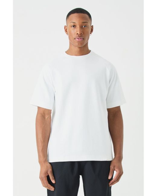 BoohooMAN White Man Core Fit Raglan Heavy Interlock T-shirt for men