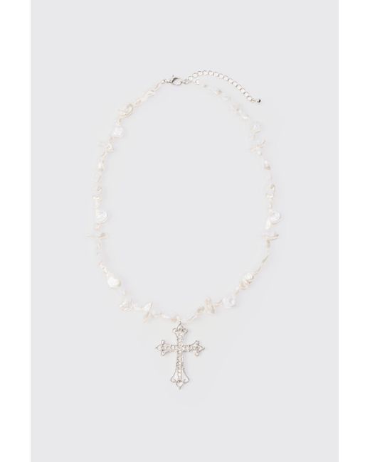 Iced Cross Pearl Necklace In Silver Boohoo de color White
