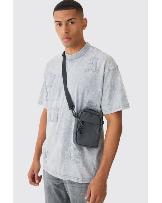 BoohooMAN Gray Basic Messengar Bag In Charcoal for men