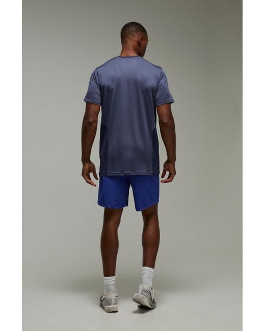 BoohooMAN Blue Active Lightweight Colour Block Regular Fit Gym T-Shirt