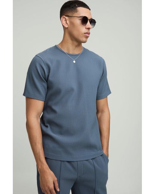 BoohooMAN Blue Regular Fit Pleated T-Shirt