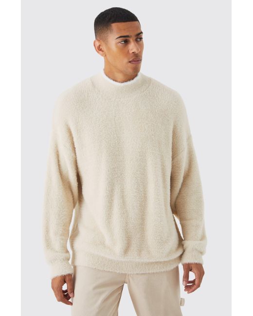 BoohooMAN Flauschiger Oversize Pullover mit Trichterkragen in Natural für Herren