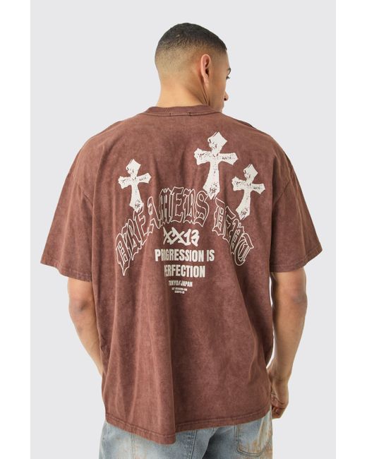 BoohooMAN Brown Oversized Acid Wash Cross Graphic T-shirt for men