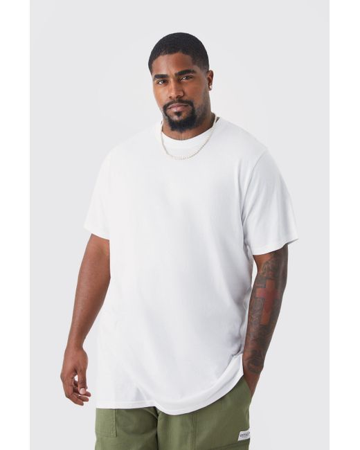 Camiseta Plus Básica De Corte Largo Con Cuello De Caja de Boohoo de color  Blanco | Lyst