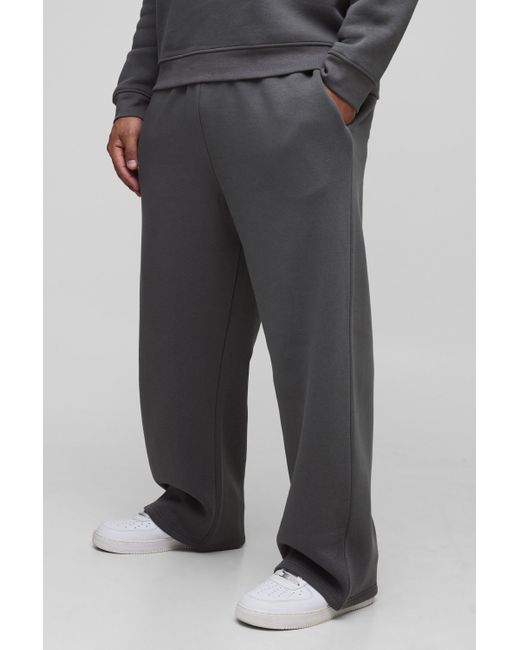 Plus Basic Straight Leg Joggers Boohoo de color Black
