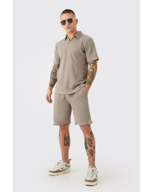 BoohooMAN Slim Waffle Revere Polo And Shorts Set in Natural für Herren