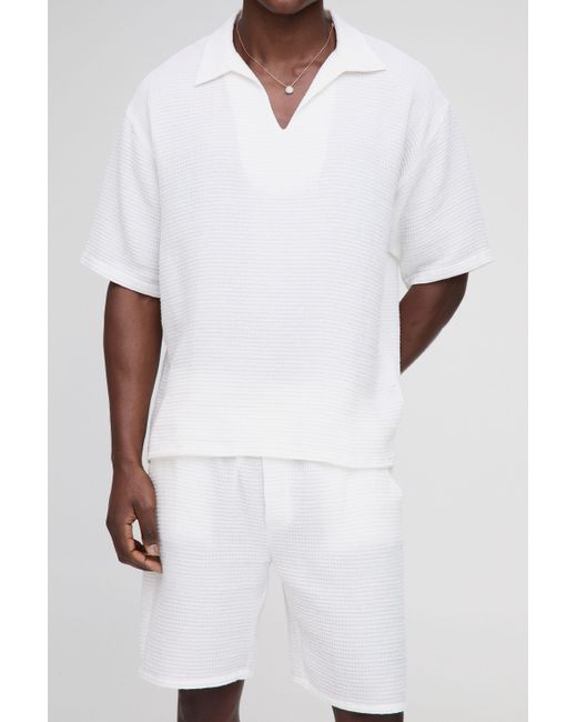 BoohooMAN Men's White Overhead V-neck Waffle Shirt & Short Set