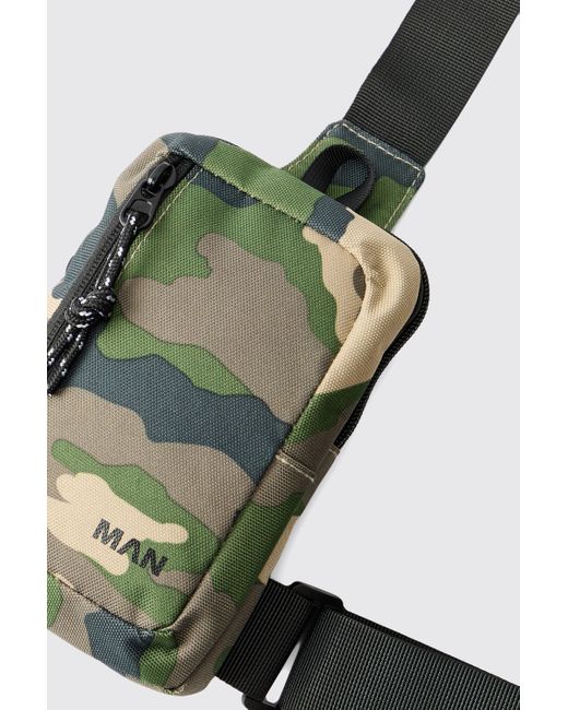 BoohooMAN Man Camouflage Umhängetasche in Natural für Herren