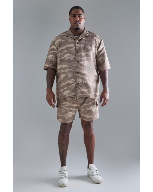 BoohooMAN Brown Plus Short Sleeve Textured Drop Revere Shirt In Stone for men