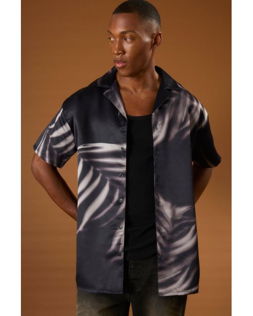 BoohooMAN Gray Short Sleeve Satin Oversized Leaf Shirt for men