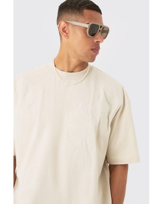 BoohooMAN Oversized Boxy Extended Neck Floral Line Embroidered T-shirt in White für Herren
