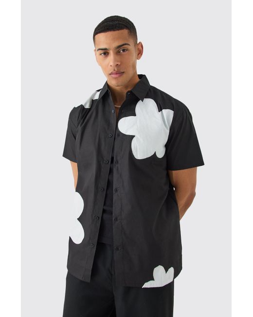 BoohooMAN Black Short Sleeve Oversized Poplin Floral Applique Shirt for men