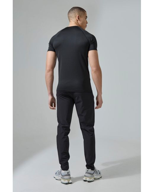 BoohooMAN Active Training Dept Muscle Fit T-shirt in Black für Herren