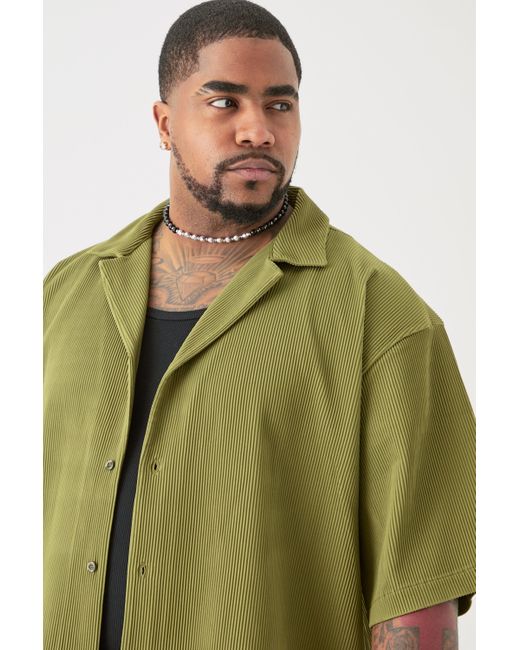 BoohooMAN Green Plus Drop Revere Pleated Shirt & Short Set In Khaki for men