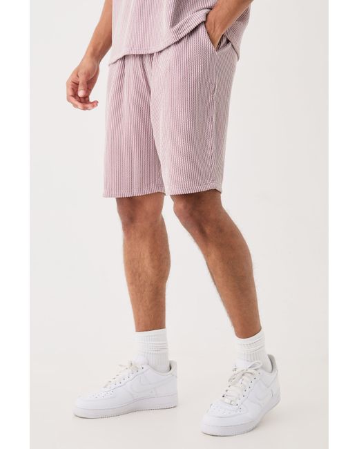 BoohooMAN Relaxed Fit Mid Length Stripe Texture Shorts in Pink für Herren