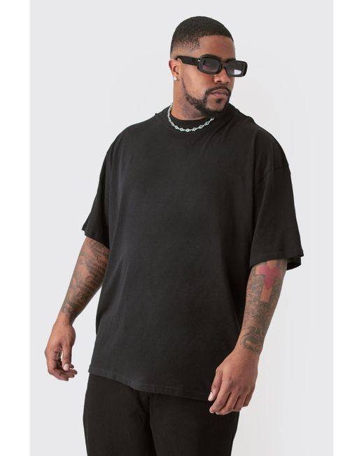 BoohooMAN Plus Limited Edition Moto Over The Seam Graphic T-shirt In Black for men