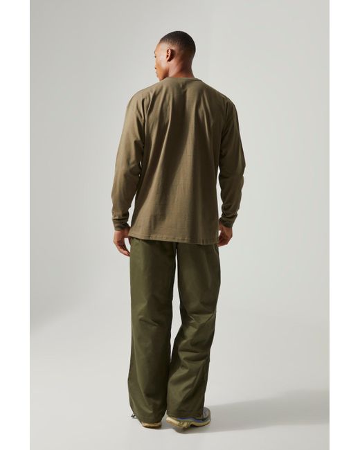 BoohooMAN Green Active Twill Wide Leg Cargo Trousers for men