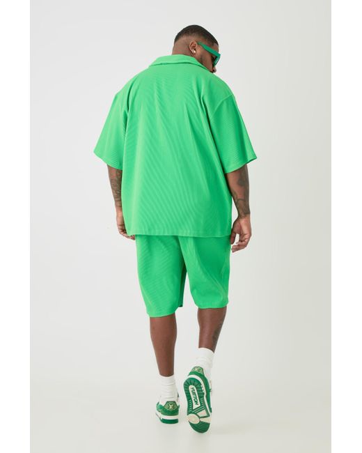 BoohooMAN Plus Drop Revere Short Sleeve Pleated Shirt & Short In Green for men