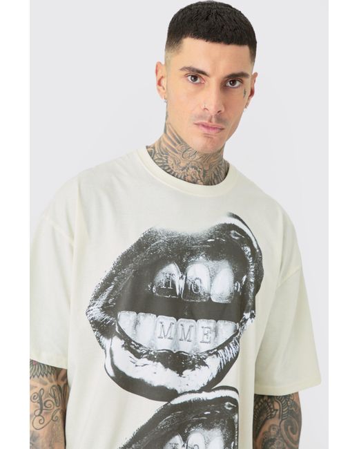 BoohooMAN Tall Oversized Metallic Homme Lips T-shirt In Ecru in Gray für Herren