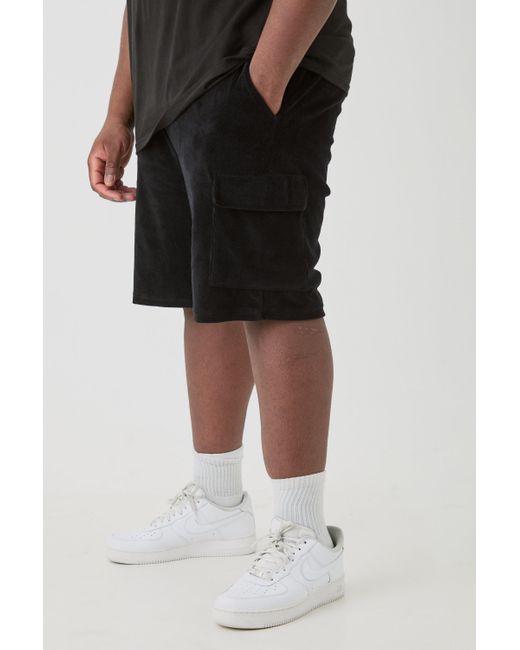 BoohooMAN Plus Elasticated Waist Velour Cargo Shorts in Black für Herren