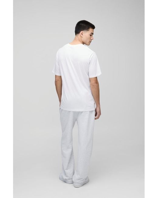 BoohooMAN White Regular Fit Basic Crew Neck T-Shirt for men