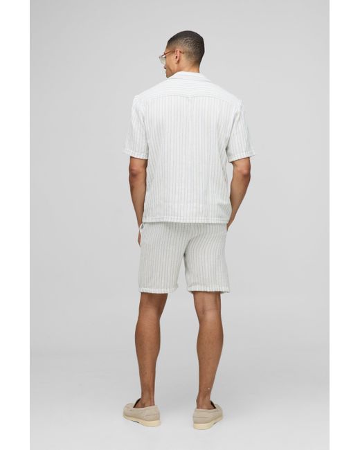 BoohooMAN Strukturiertes gestreiftes Oversize Hemd & Shorts in Leinenoptik in White für Herren