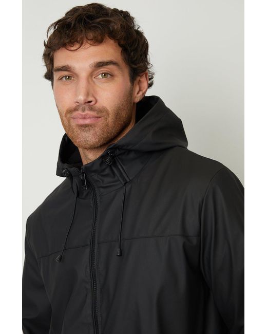 BoohooMAN Black Threadbare Microfleece Lined Hooded Rubberised Raincoat for men